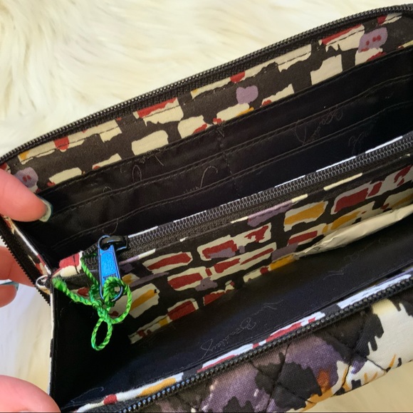 Vera Bradley Ultimate Wristlet - Painted Feathers - Picture 10 of 12